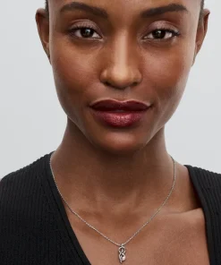 Alternative view of Infinity Knot Collier Necklace